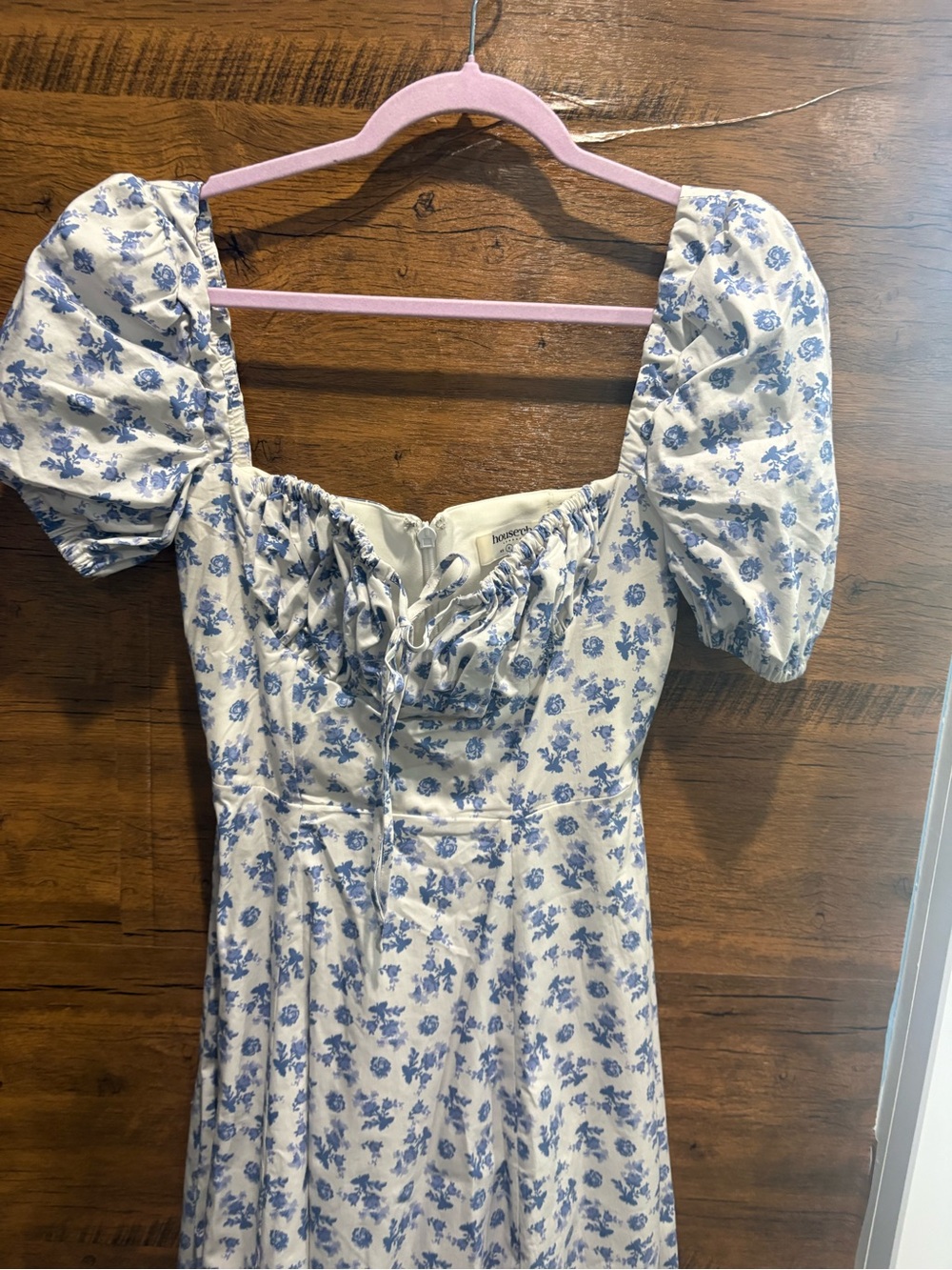 House of CB 'Tallulah' Blue Floral
Puff Sleeve Midi Dress - Picture 5 of 11